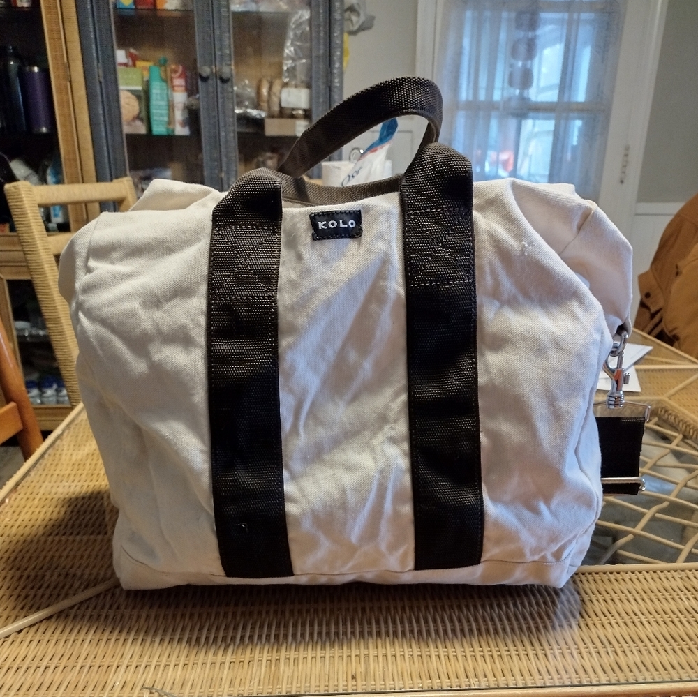 Large canvas duffle